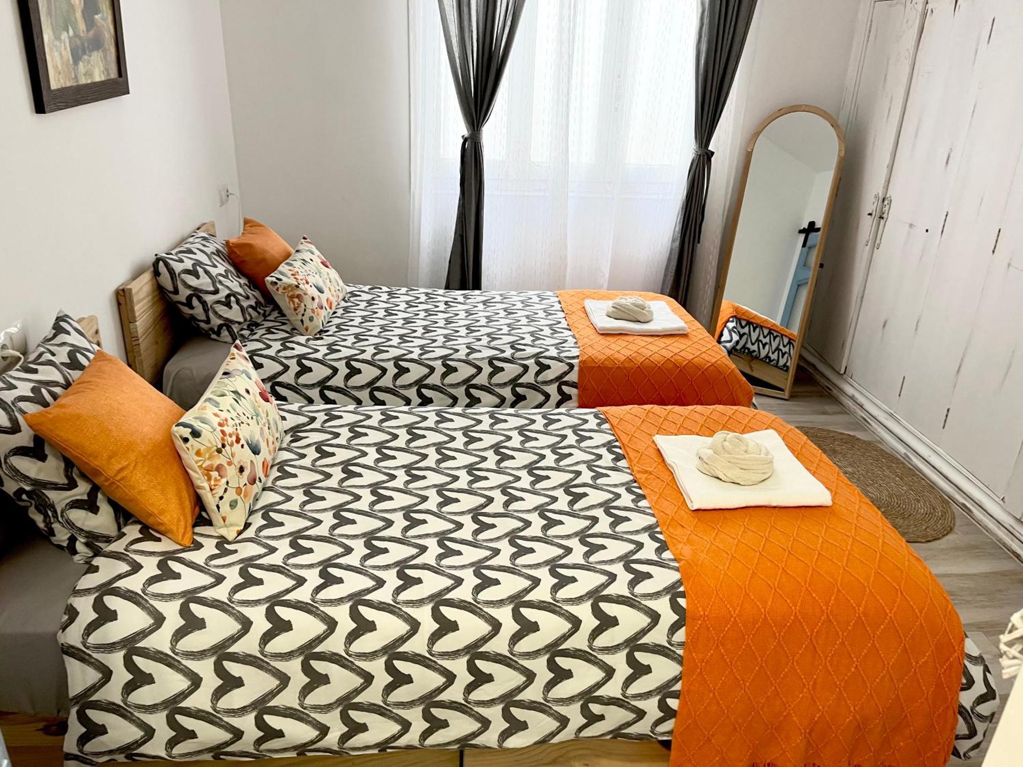 Alzira Bonita Apartamento B Con Patio, La Casella ภายนอก รูปภาพ